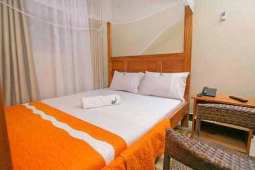 Hotel Palm Gardens &guest House