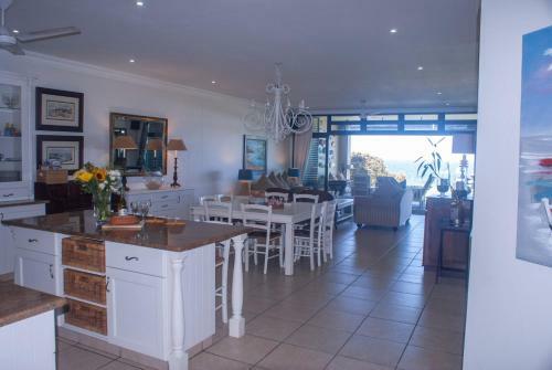 Apartamento 2 Marichel Beachfront Condo