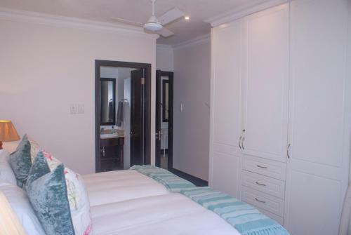 Apartamento 2 Marichel Beachfront Condo