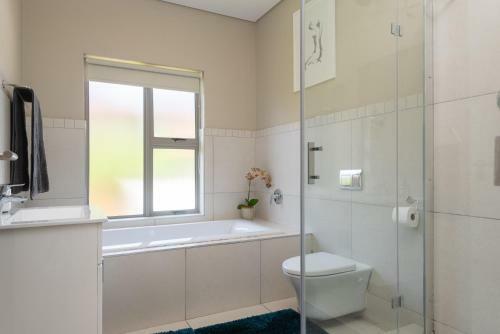 Hostal Zimbali Wedge Unit 42