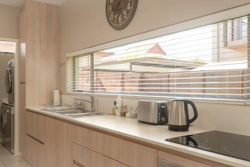 Hostal Zimbali Wedge Unit 42