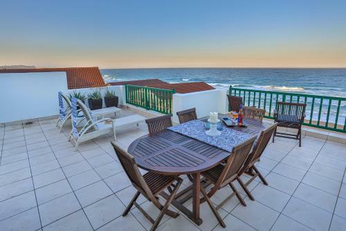 15 Skiathos-spacious Family Beachfront Apartment