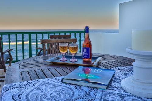 15 Skiathos-spacious Family Beachfront Apartment