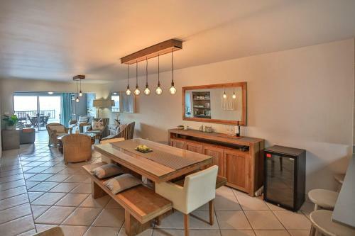 15 Skiathos-spacious Family Beachfront Apartment