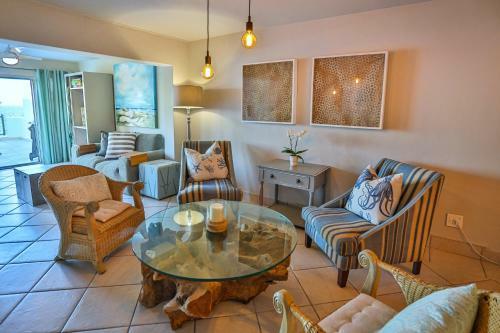 15 Skiathos-spacious Family Beachfront Apartment