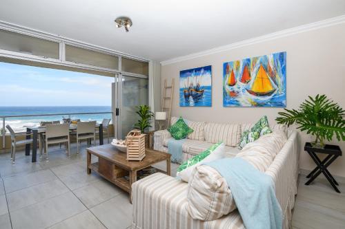 Ballito Luxury Family Apartment (On The Beach)