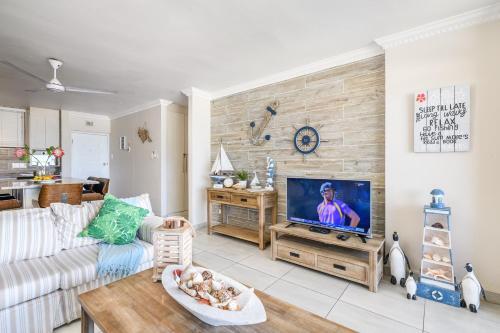 Ballito Luxury Family Apartment (On The Beach)