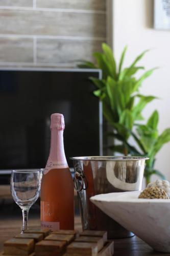 Ballito Luxury Family Apartment (On The Beach)