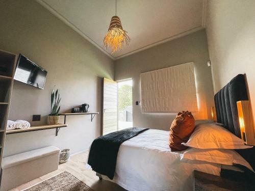 Hostal Le Bezz Guesthouse