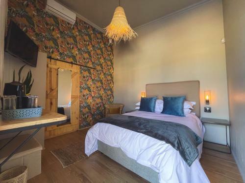 Hostal Le Bezz Guesthouse
