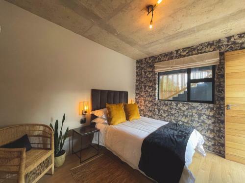Hostal Le Bezz Guesthouse