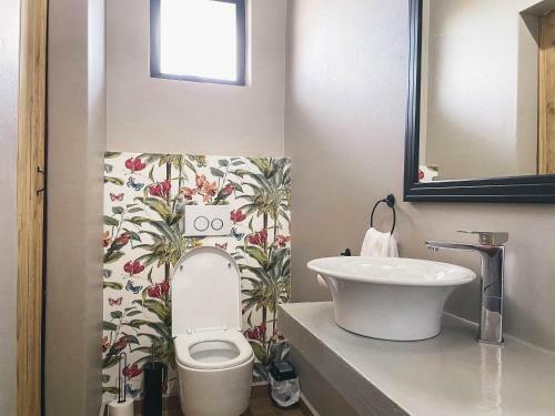 Hostal Le Bezz Guesthouse