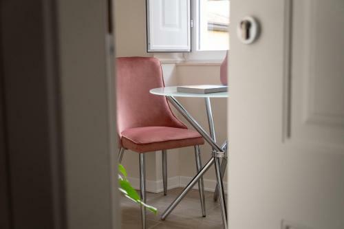 Hostal Longo Suites