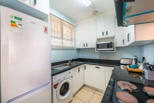 Apartamento 102 Bermuda-comfortable Ground Floor On Main Beach