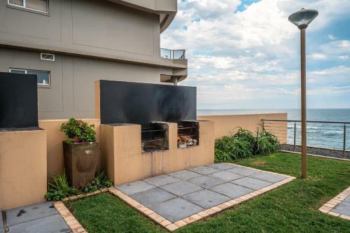 Apartamento 102 Bermuda-comfortable Ground Floor On Main Beach