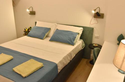 Gloden House Apartments