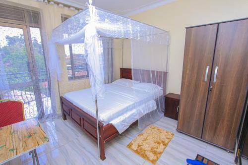 Bed & Breakfast Mbale Emperor's Motel