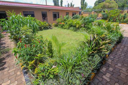 Bed & Breakfast Mbale Emperor's Motel