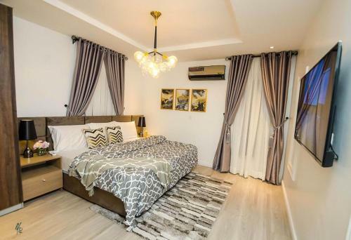 Modern 1 Bedroom Apartment