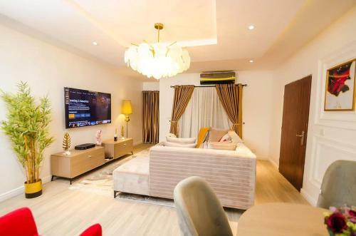 Modern 1 Bedroom Apartment