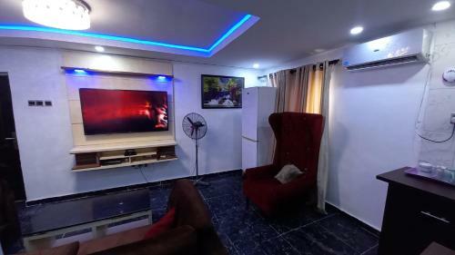 Dinero Emerald Apartment