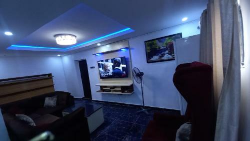 Dinero Emerald Apartment