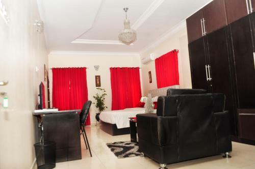 Hotel J Gibson Suites