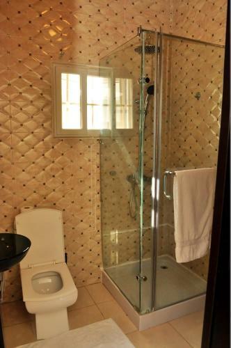 Hotel J Gibson Suites