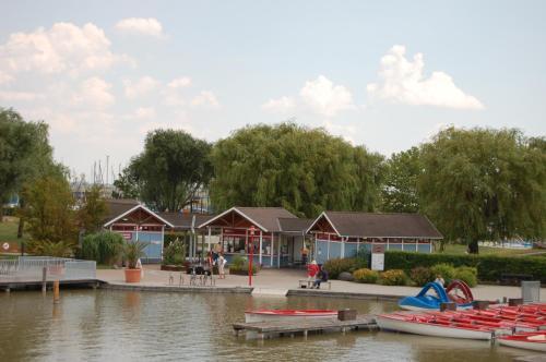 Hotel Familieng�stehaus Seebad Rust