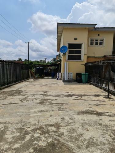 Apartamento Lovely 3-bedroom Around Ogba, Ikeja, Lagos.