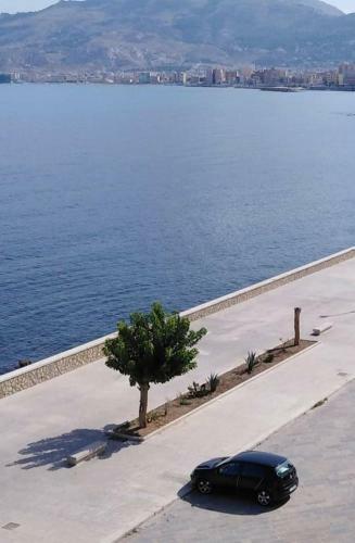 Apartamento Case Vacanza Francesca Le Mura Di Tramontana