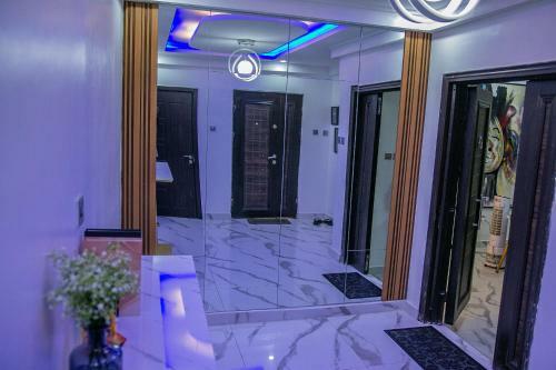 Apartamento New Listing Elegant 3 Bedroom Semi-detached Duplex With Bbq