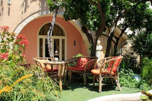 Apartamento Antica Corte Delle Ninfee, Historical Private Villa