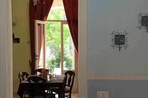 Apartamento Antica Corte Delle Ninfee, Historical Private Villa