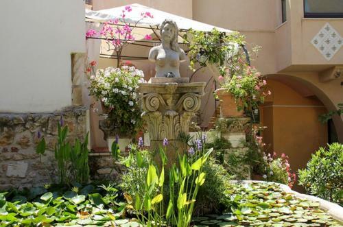 Apartamento Antica Corte Delle Ninfee, Historical Private Villa