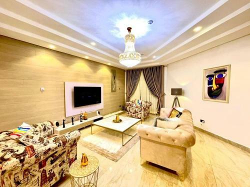 Yuloshelter Apartments