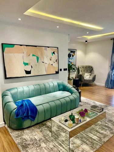Chibig Moji Lsdpc Lovely 3 Bedroom Apartment At Lekki Phase 1