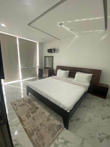 Apartamento Comfy 4 Bedroom In Lekki