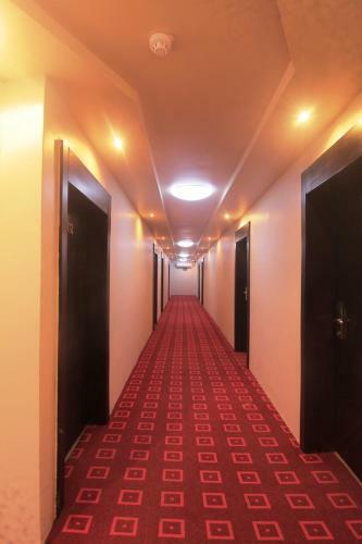 Oakspring Hotel & Luxury Suites