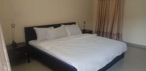 Apartamento Luxury 3bedroom Town House In Yaba