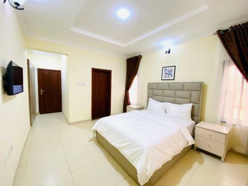 2 Bedroom Short Let Apartment In Ikate