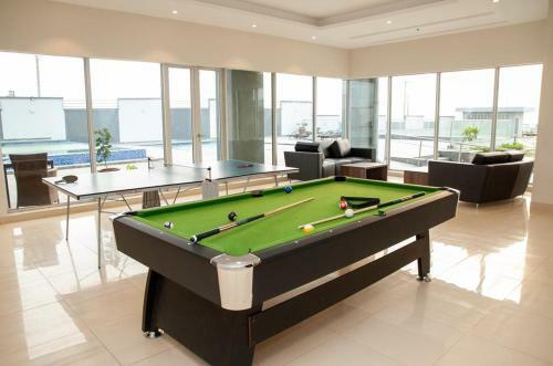 Luxury 3 Bedroom Service Apartment
