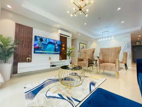 Bluewater Luxury 4bedroom Apartment