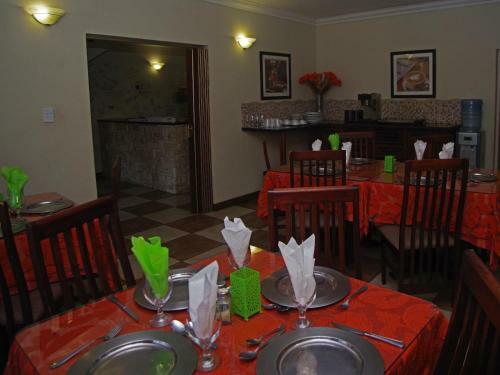 Hostal Maroela Guesthouse Brits