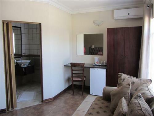 Hostal Maroela Guesthouse Brits