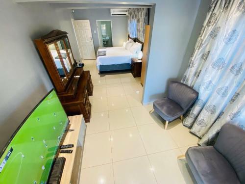 Hostal River Valley Guest House