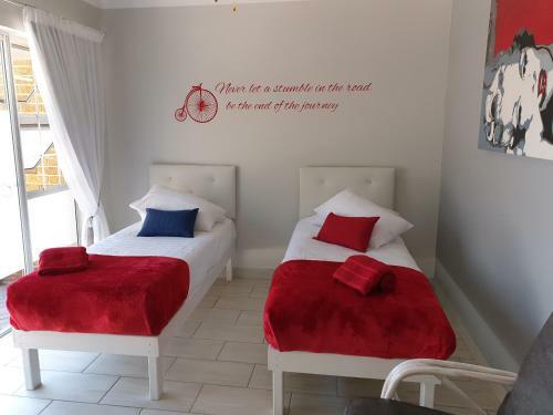 Hostal Ceelee's Place