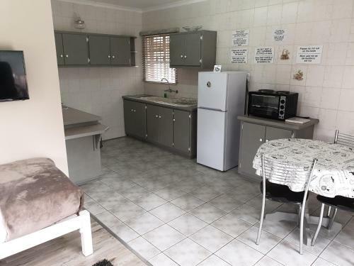Hostal Ceelee's Place