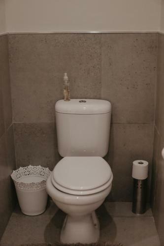 Hostal Villa Rose Guesthouse & Venue