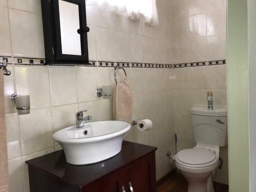 Hostal Glenmore Guesthouse
